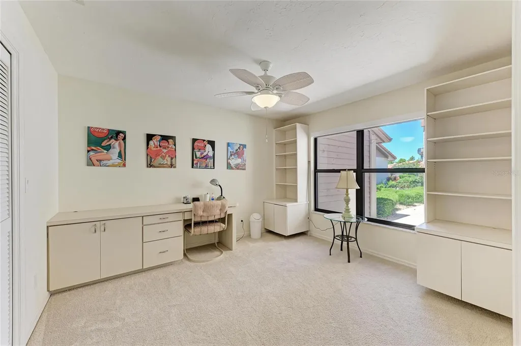 3946 Wilshire Circle E Sarasota FL 34238