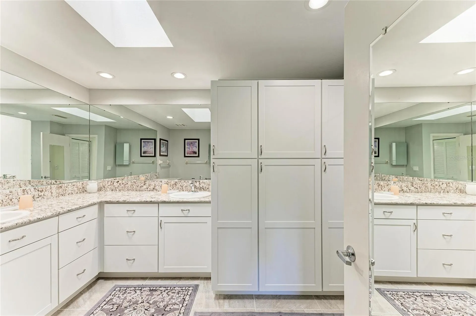 3946 Wilshire Circle E Sarasota FL 34238