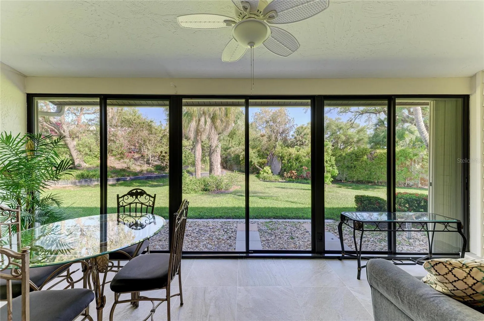 3946 Wilshire Circle E Sarasota FL 34238