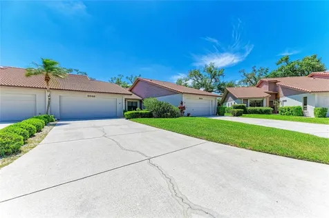 3946 Wilshire Circle E Sarasota FL 34238