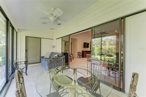 3946 Wilshire Circle E Sarasota FL 34238