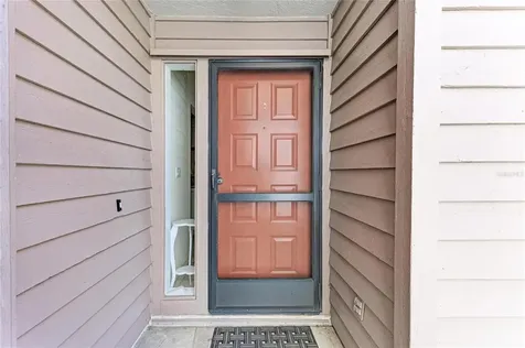 3946 Wilshire Circle E Sarasota FL 34238