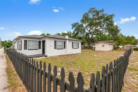 201 N Himes Avenue Tampa FL 33609