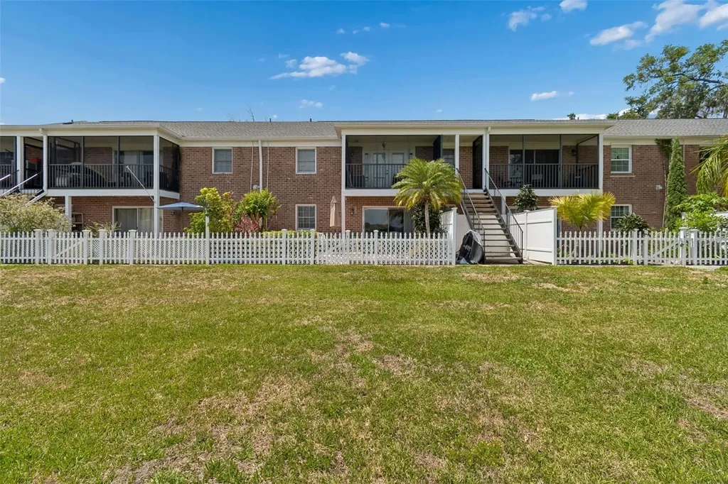 13765 Juniper Blossom Drive Tampa FL 33618