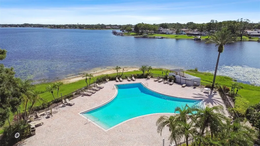 13765 Juniper Blossom Drive Tampa FL 33618
