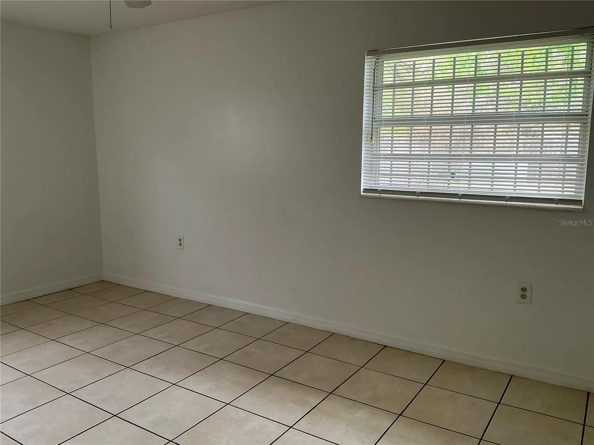 5132 Elese Street Orlando FL 32811