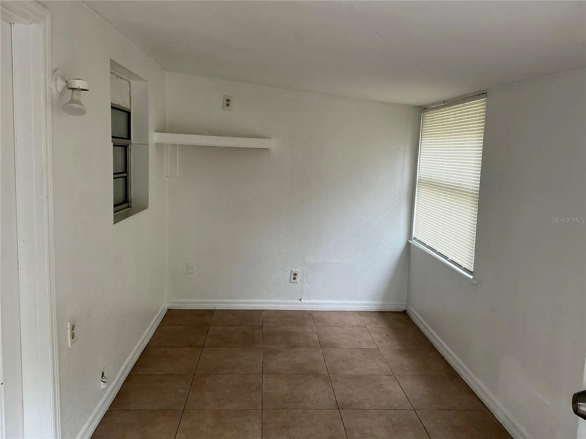5132 Elese Street Orlando FL 32811