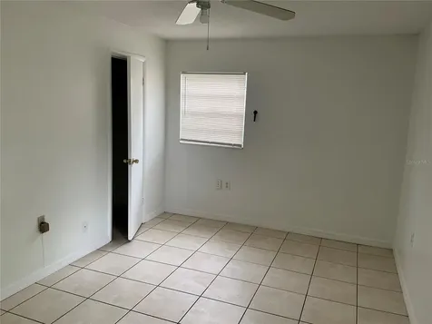 5132 Elese Street Orlando FL 32811