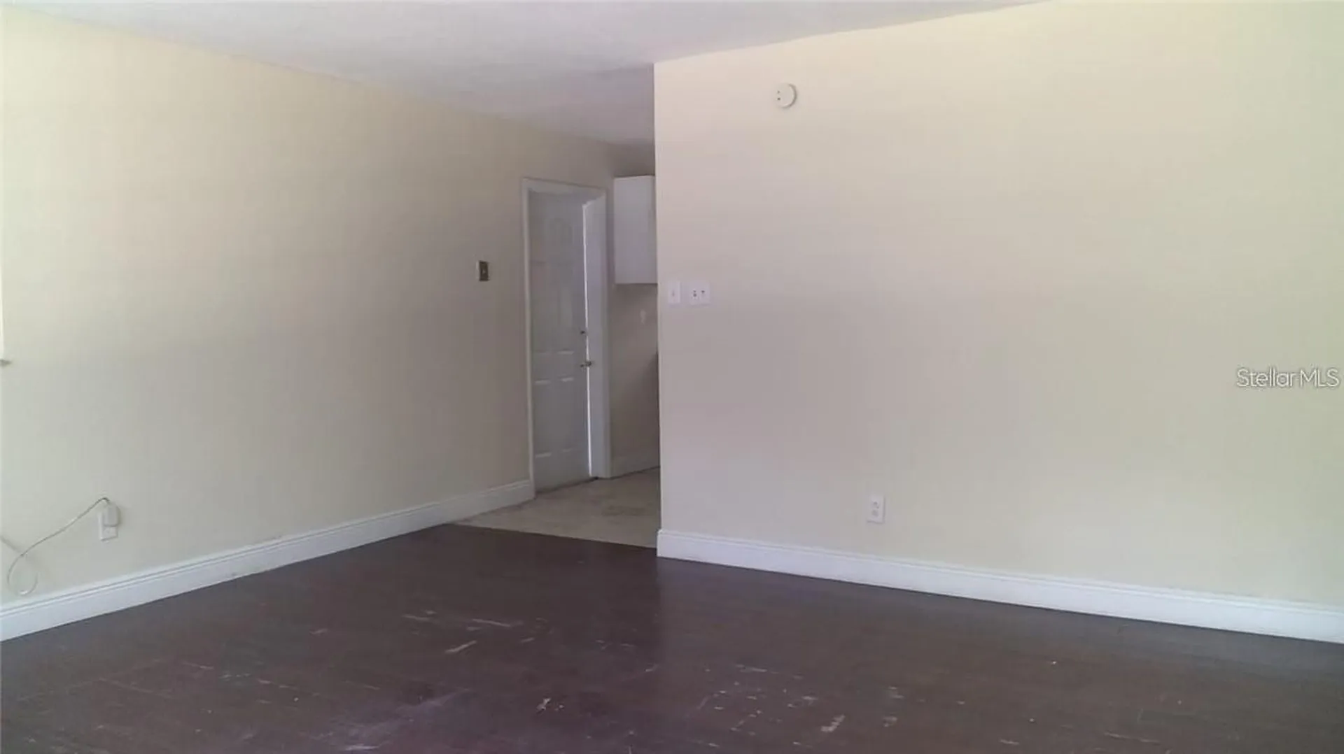 5036 College Orlando FL 32811