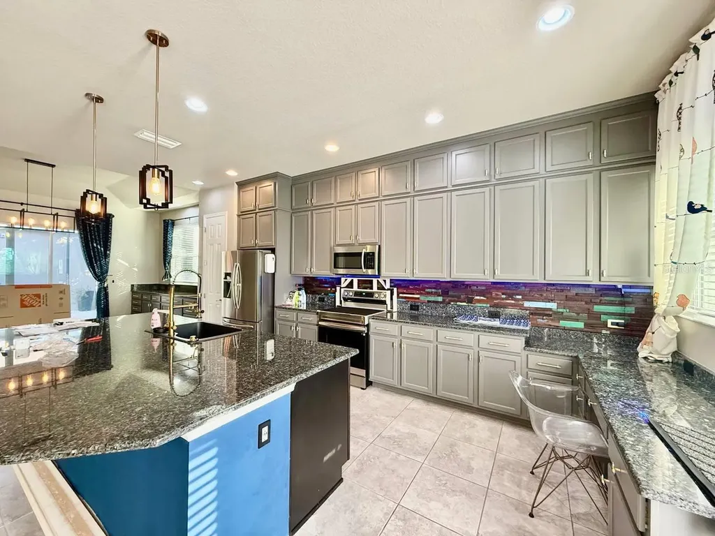 6414 Salt Creek Avenue Apollo Beach FL 33572