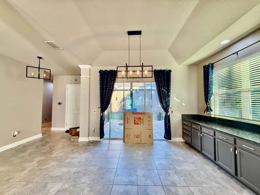 6414 Salt Creek Avenue Apollo Beach FL 33572