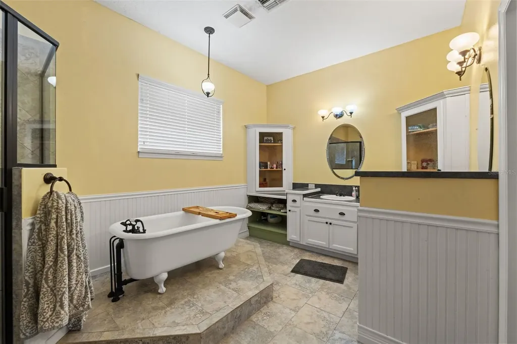 9135 Mazette Road Weeki Wachee FL 34613