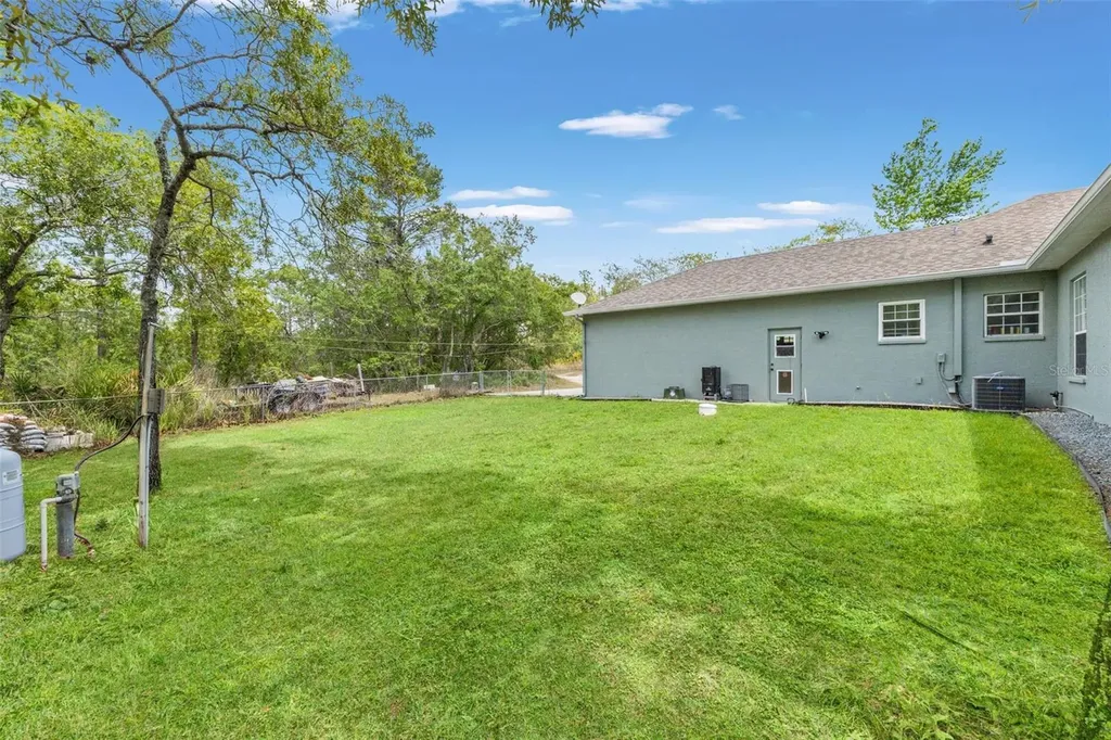 9135 Mazette Road Weeki Wachee FL 34613