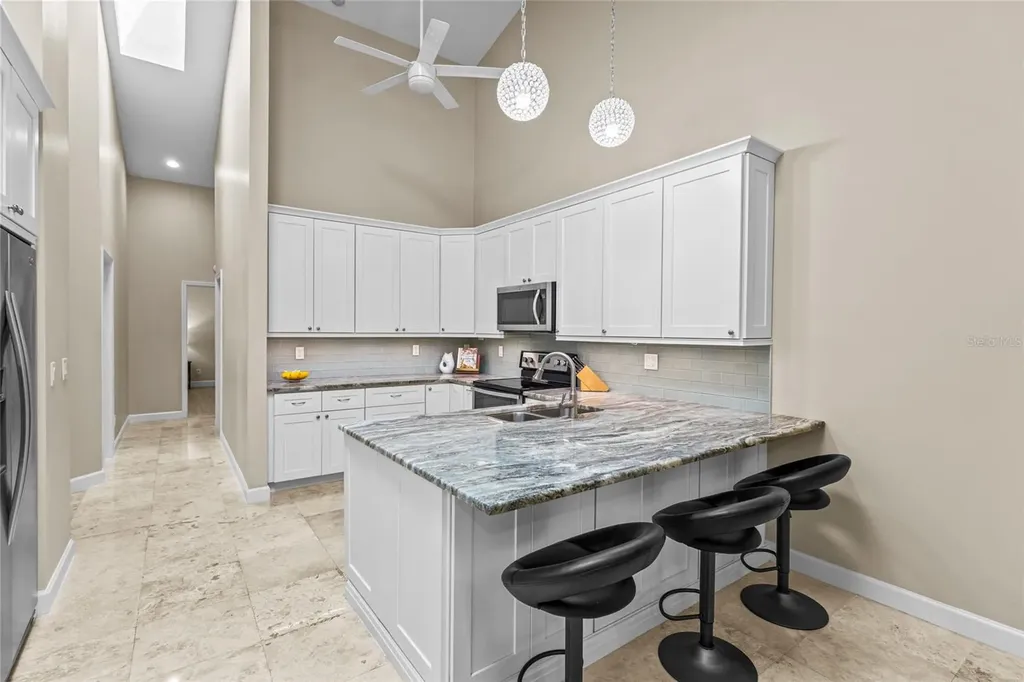 4601 Las Brisas Lane Sarasota FL 34238