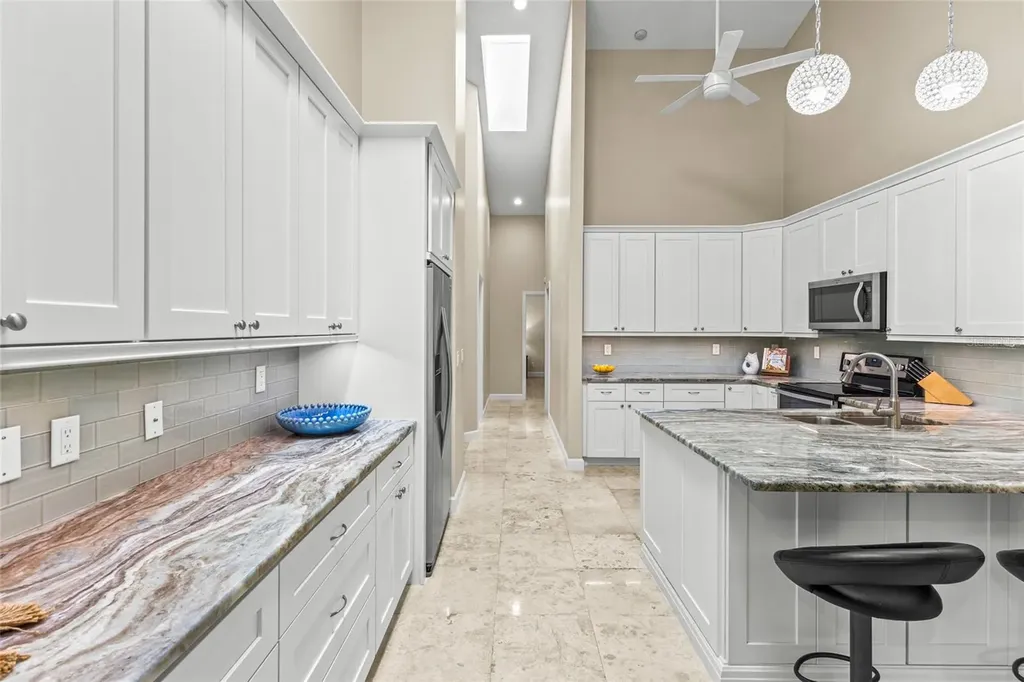4601 Las Brisas Lane Sarasota FL 34238