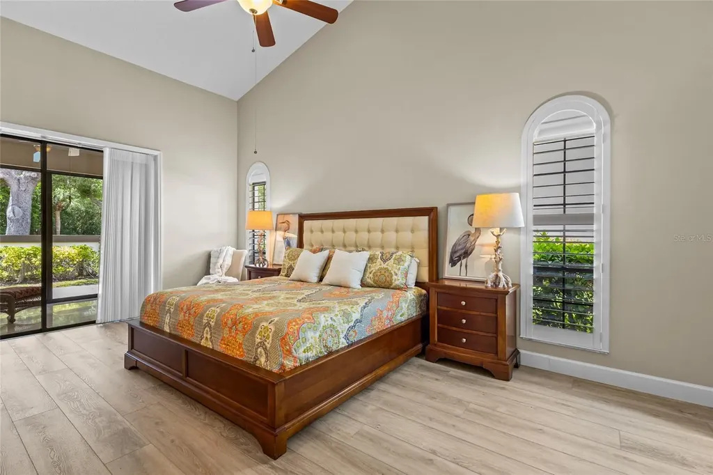 4601 Las Brisas Lane Sarasota FL 34238