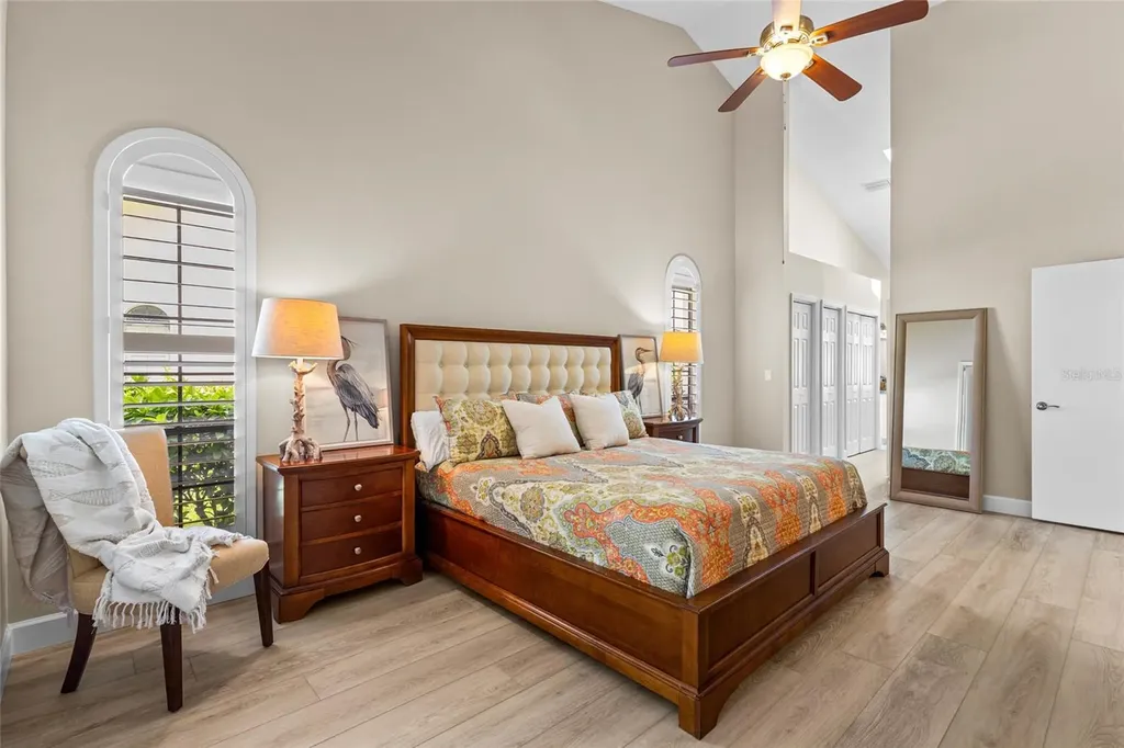 4601 Las Brisas Lane Sarasota FL 34238