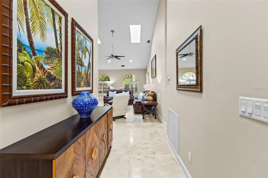 4601 Las Brisas Lane Sarasota FL 34238