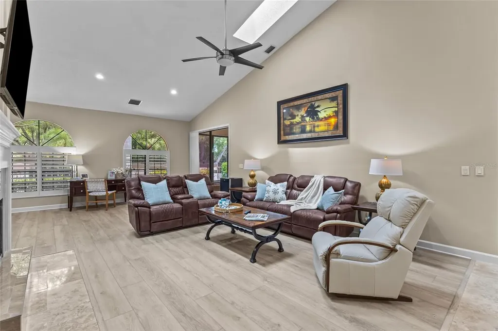 4601 Las Brisas Lane Sarasota FL 34238