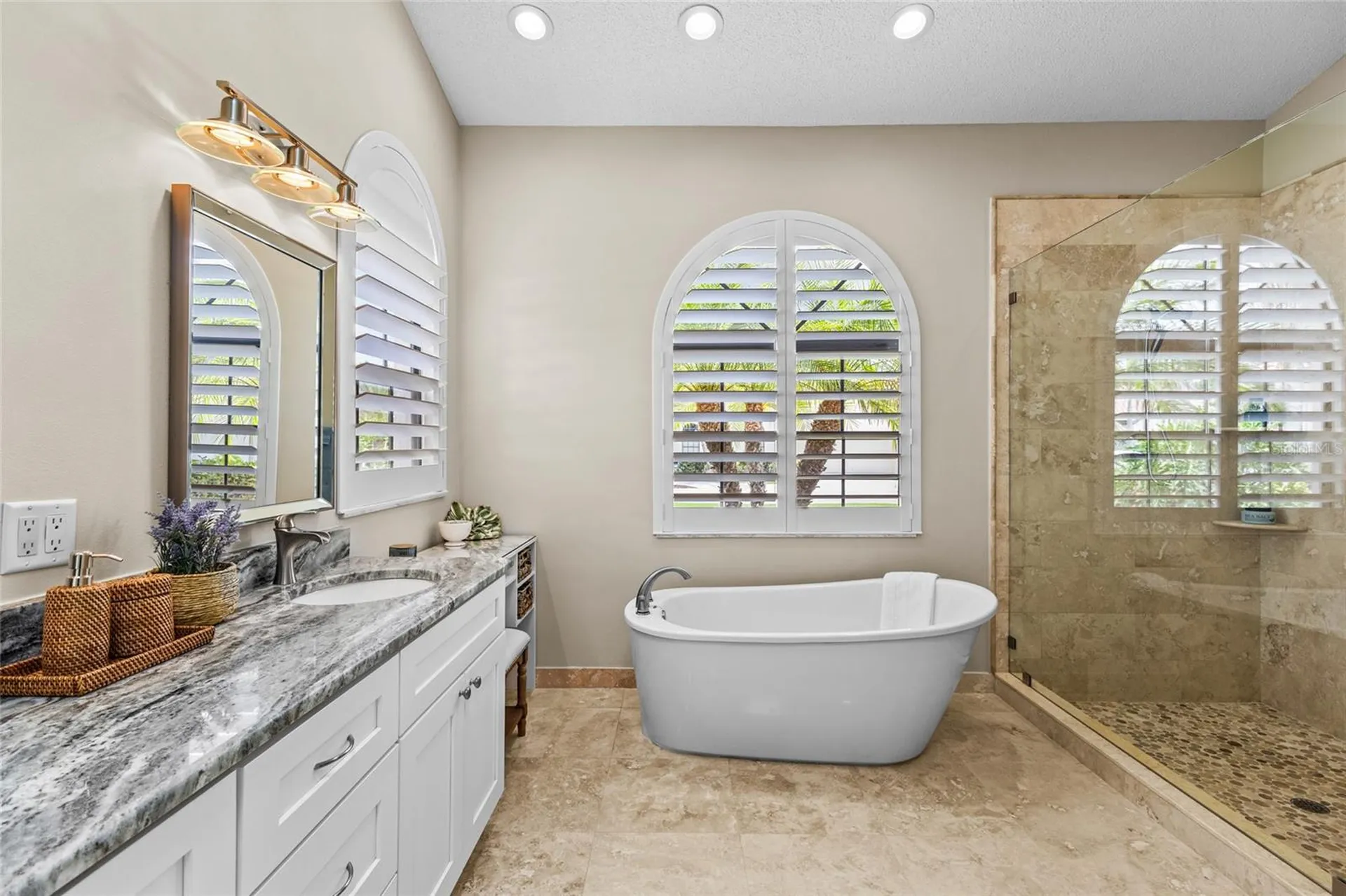 4601 Las Brisas Lane Sarasota FL 34238