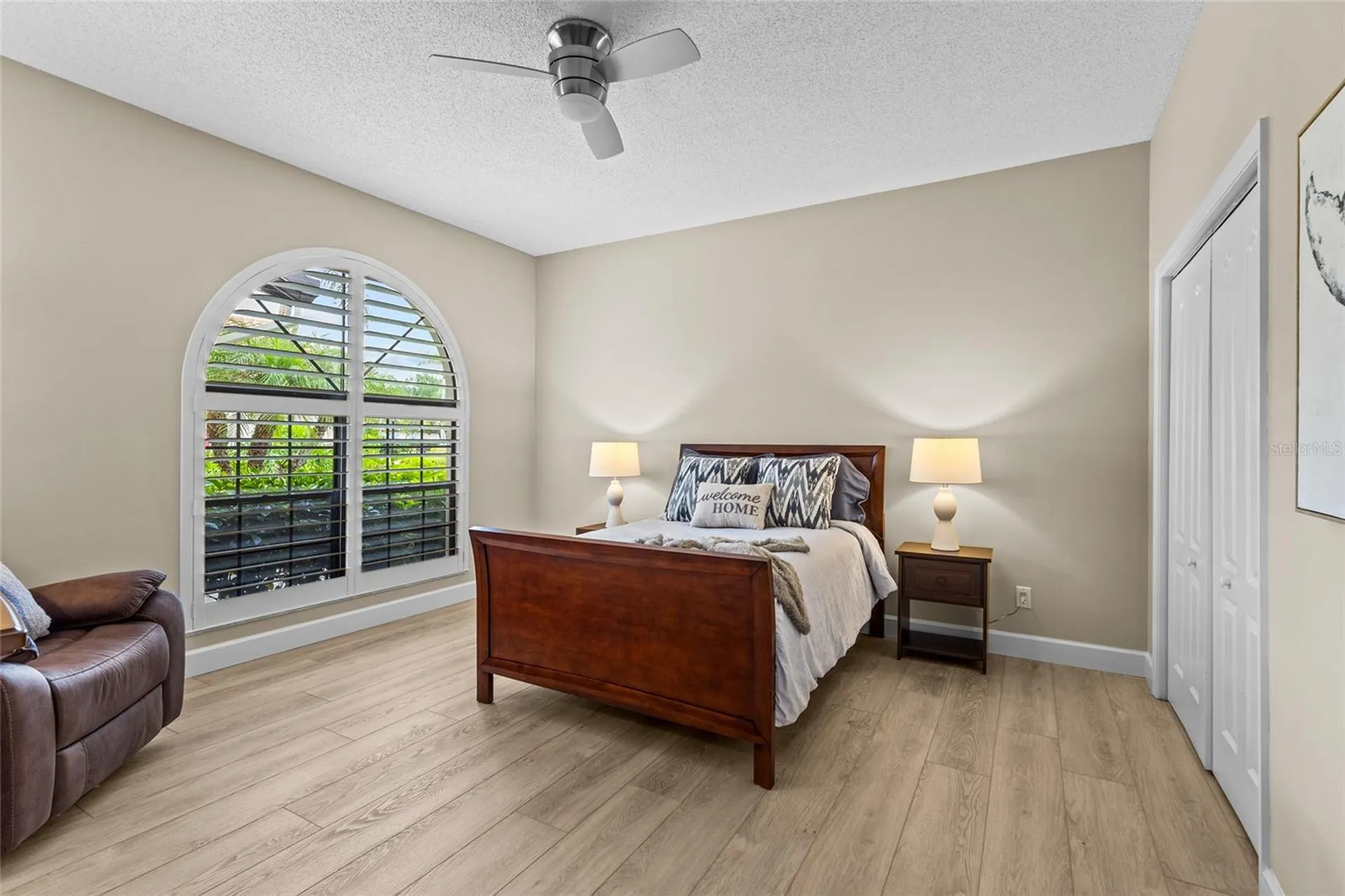 4601 Las Brisas Lane Sarasota FL 34238