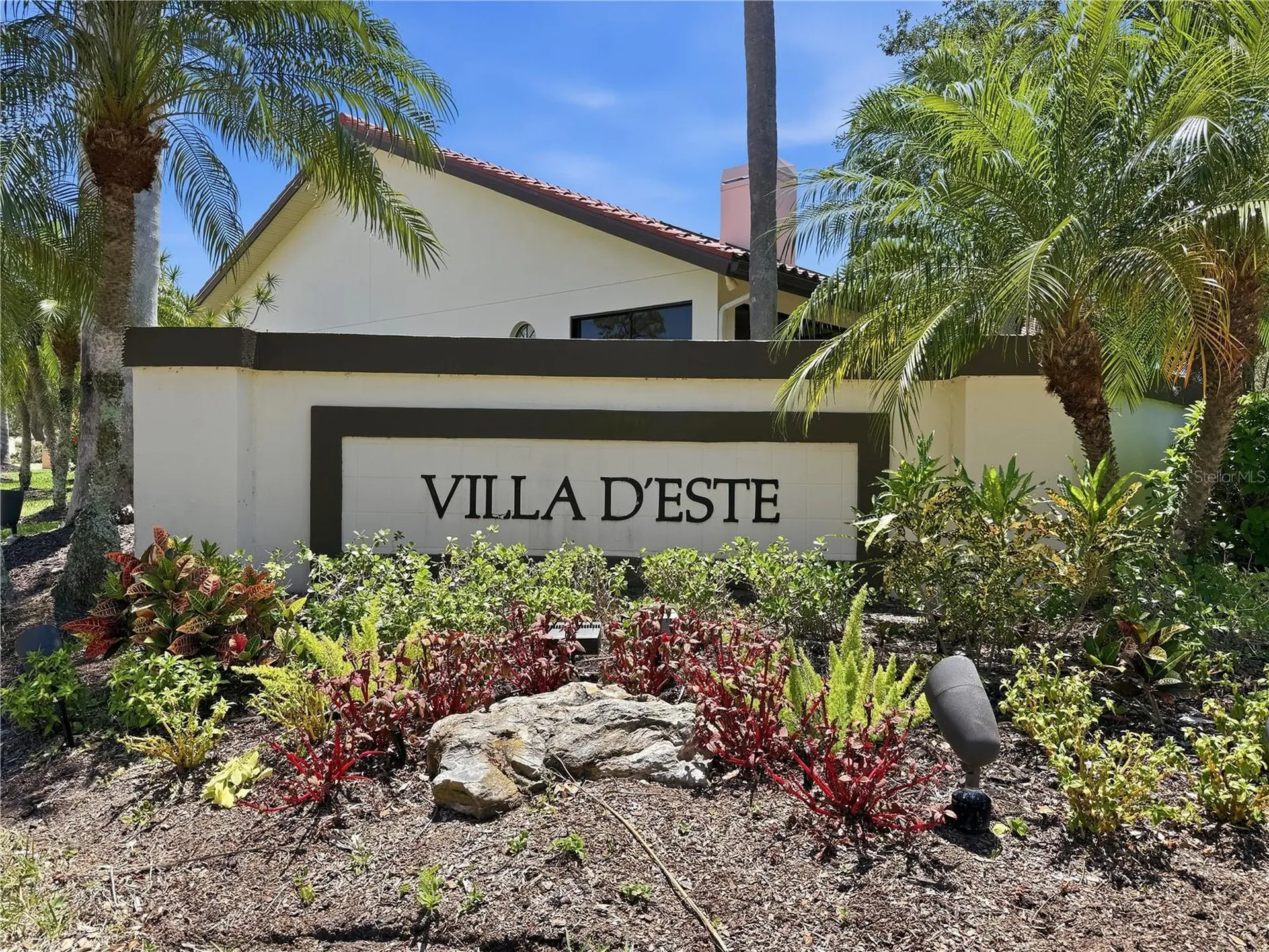 4601 Las Brisas Lane Sarasota FL 34238