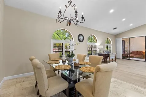 4601 Las Brisas Lane Sarasota FL 34238