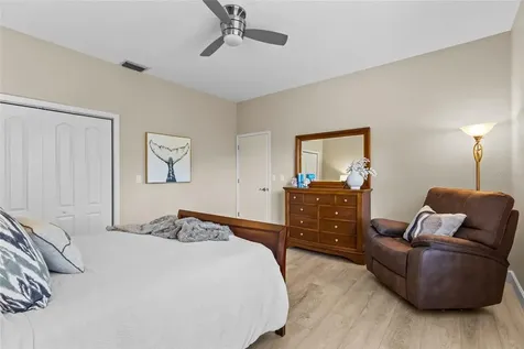 4601 Las Brisas Lane Sarasota FL 34238