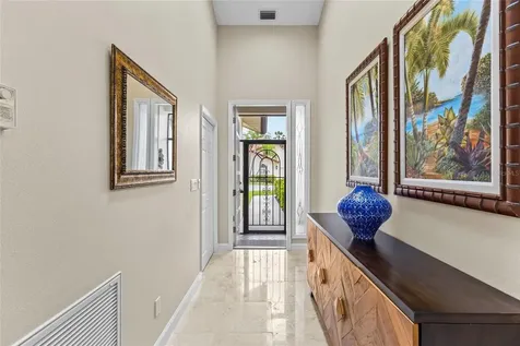 4601 Las Brisas Lane Sarasota FL 34238
