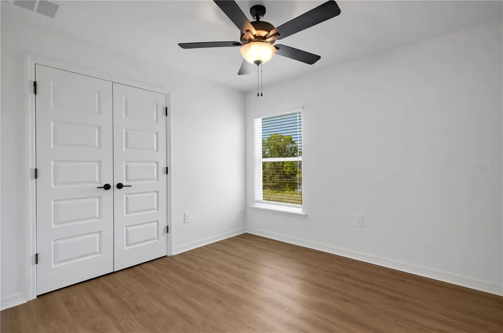 1065 / 1067 Captiva Point Lakeland FL 33801