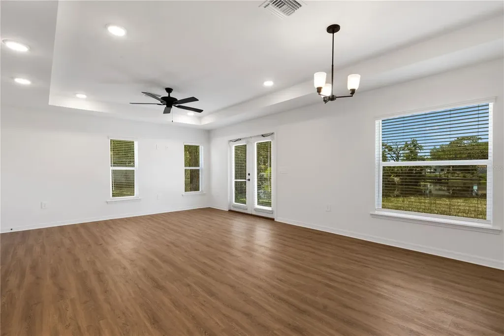 1065 / 1067 Captiva Point Lakeland FL 33801