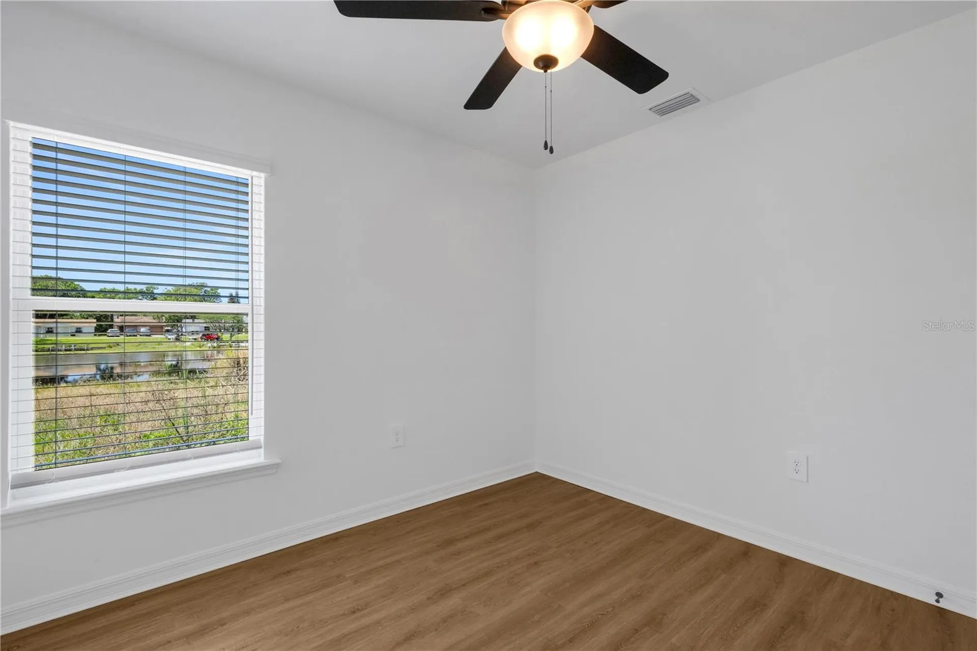 1065 / 1067 Captiva Point Lakeland FL 33801