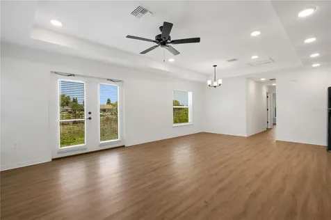 1065 / 1067 Captiva Point Lakeland FL 33801