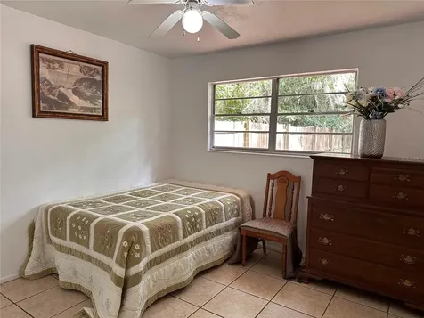 2053 NW 31st Place Gainesville FL 32605