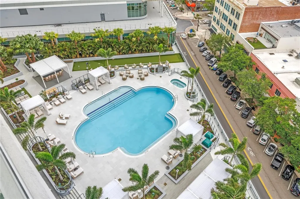 400 Central Avenue St Petersburg FL 33701