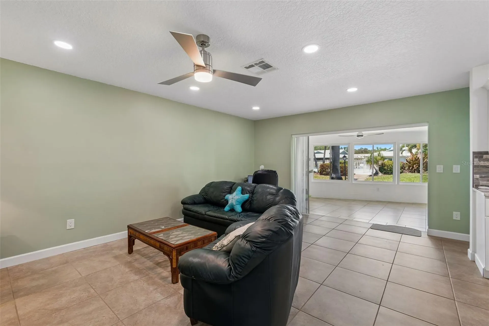 7310 9th Ave W Bradenton FL 34209