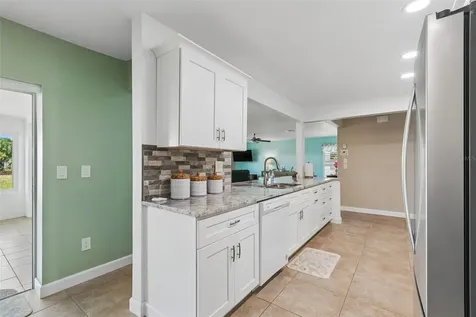 7310 9th Ave W Bradenton FL 34209