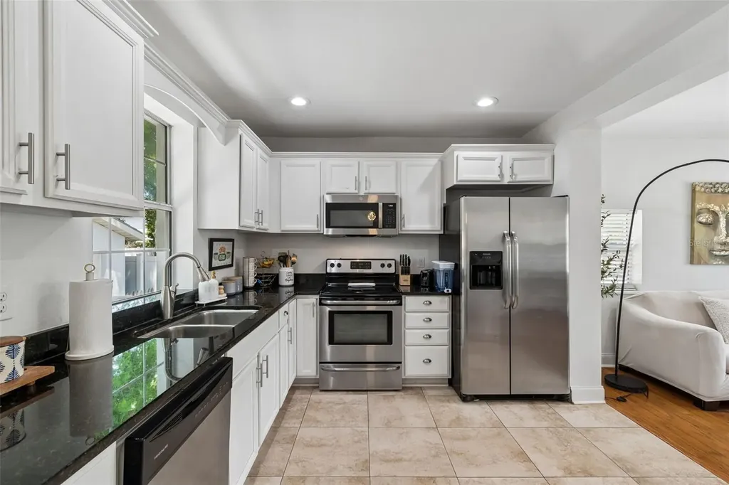 2801 S Manhattan Avenue Tampa FL 33629