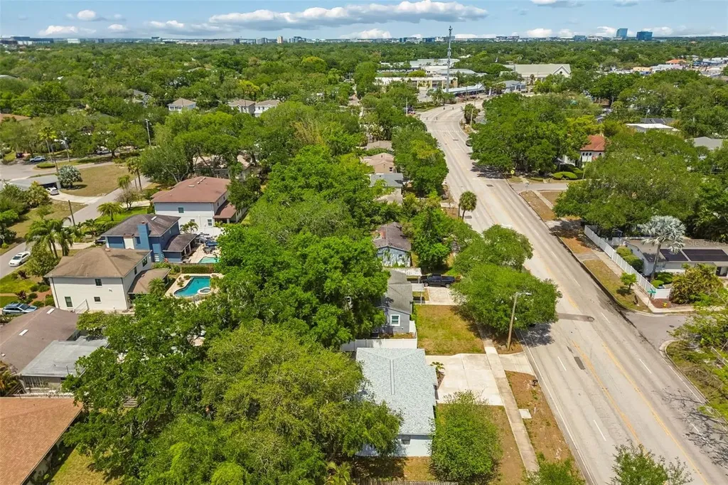 2801 S Manhattan Avenue Tampa FL 33629