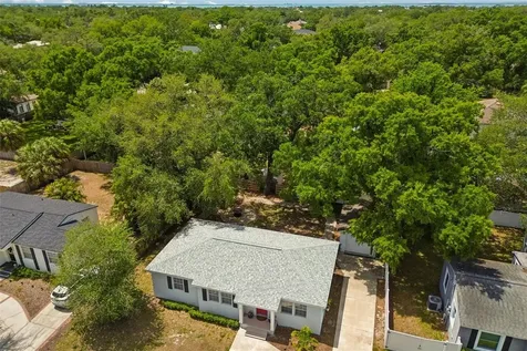2801 S Manhattan Avenue Tampa FL 33629