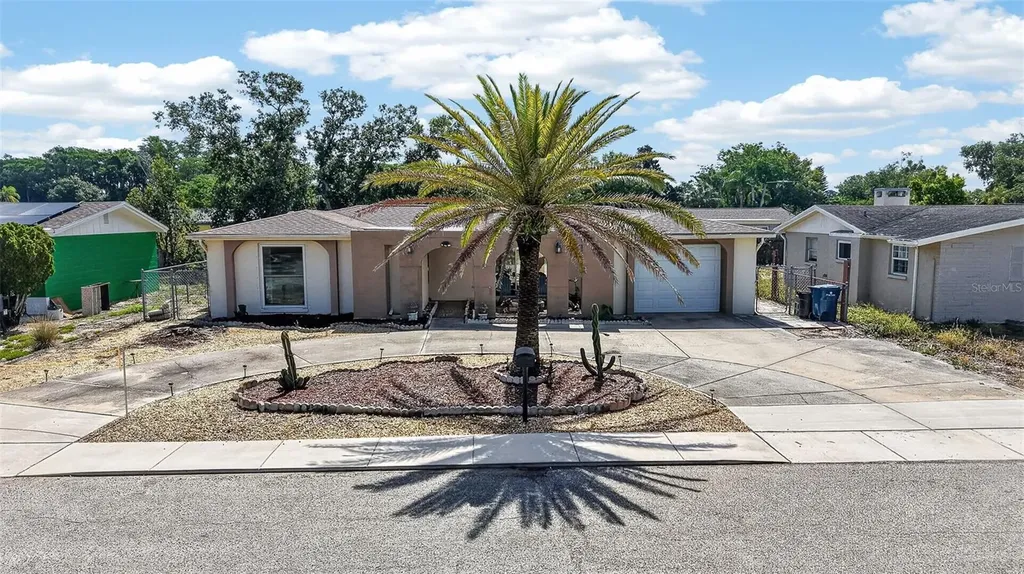 3320 Columbus Drive Holiday FL 34691
