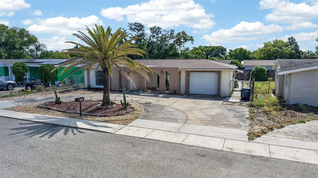 3320 Columbus Drive Holiday FL 34691