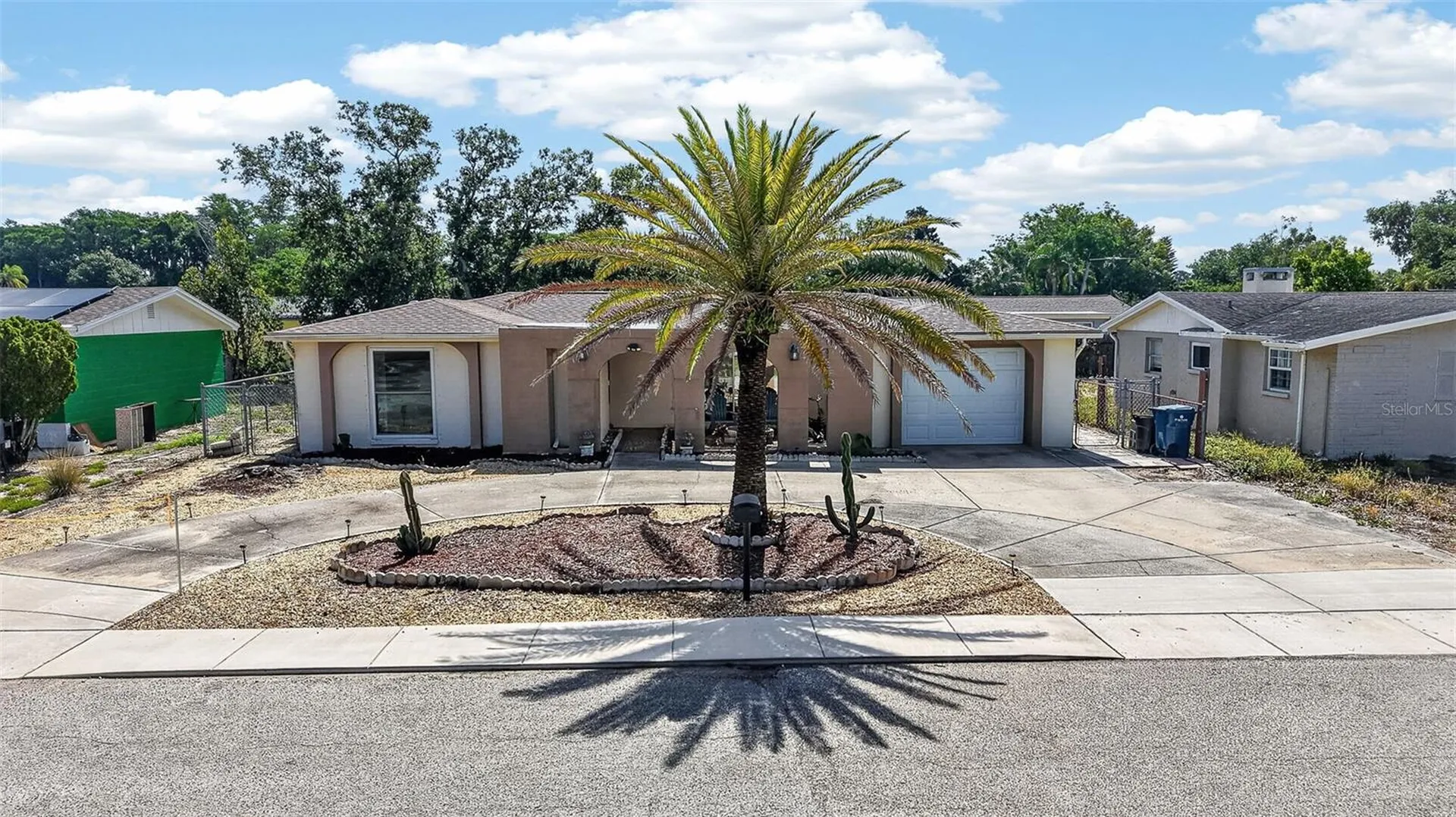 3320 Columbus Drive Holiday FL 34691