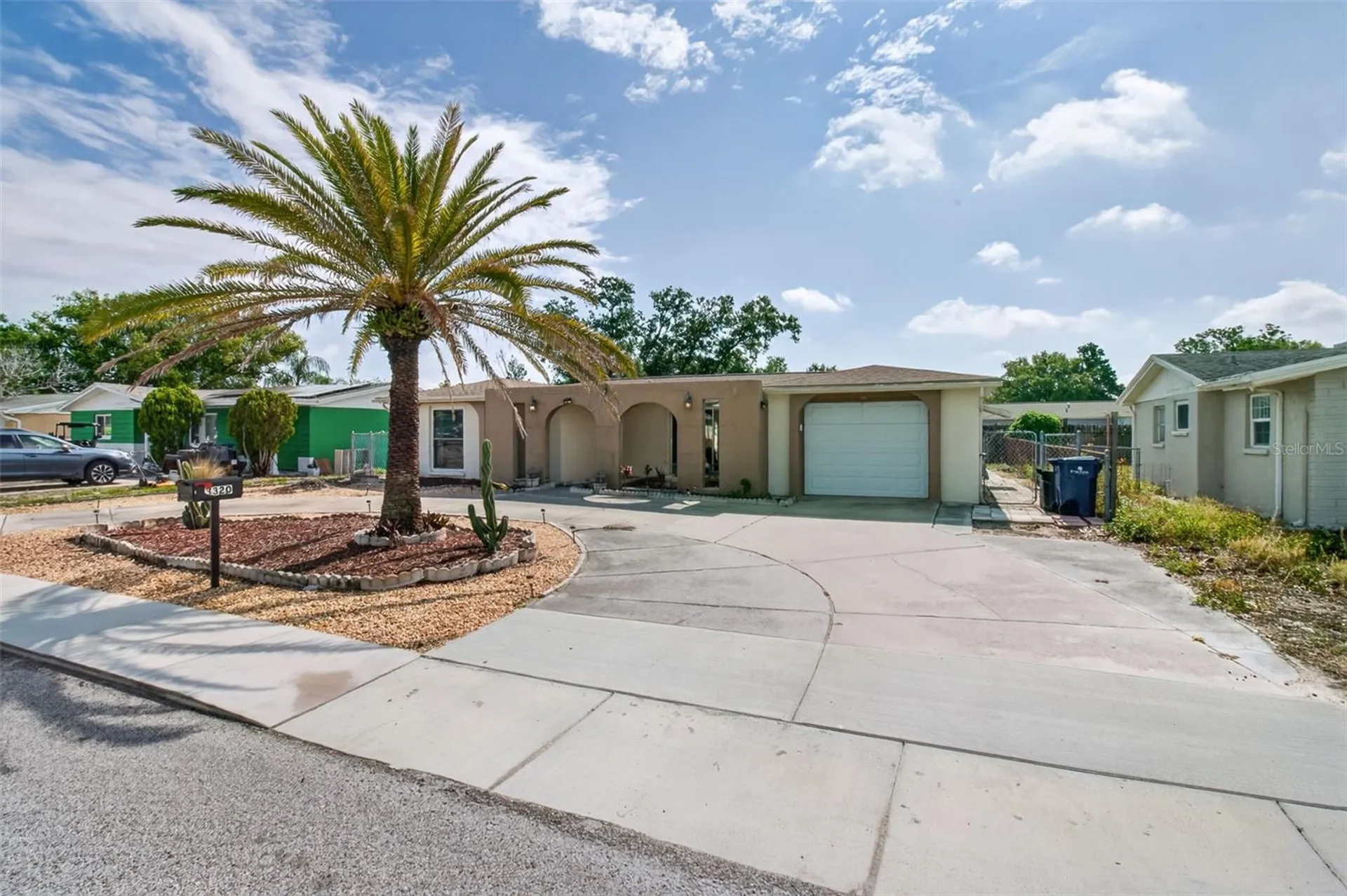 3320 Columbus Drive Holiday FL 34691