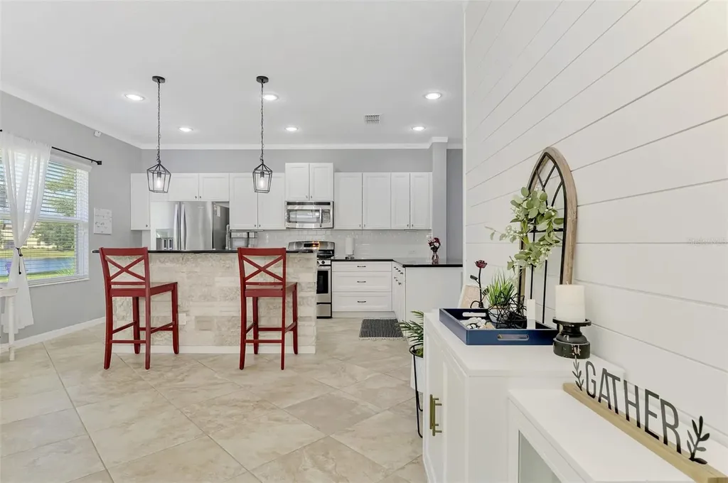 5008 Mission Park Lane Bradenton FL 34211