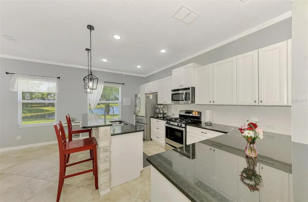 5008 Mission Park Lane Bradenton FL 34211