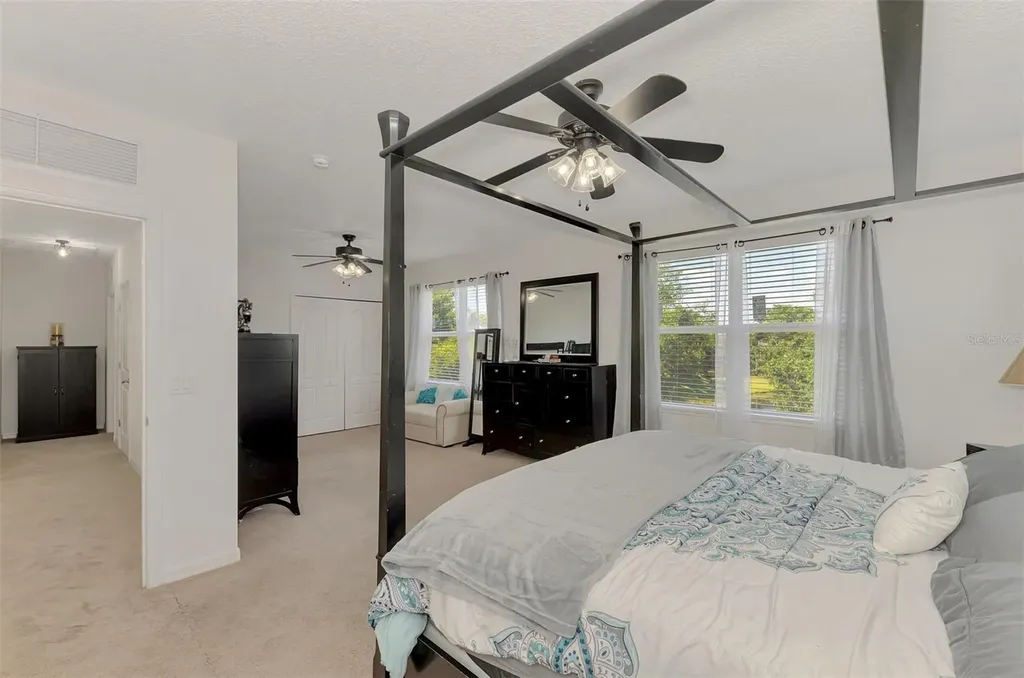 5008 Mission Park Lane Bradenton FL 34211