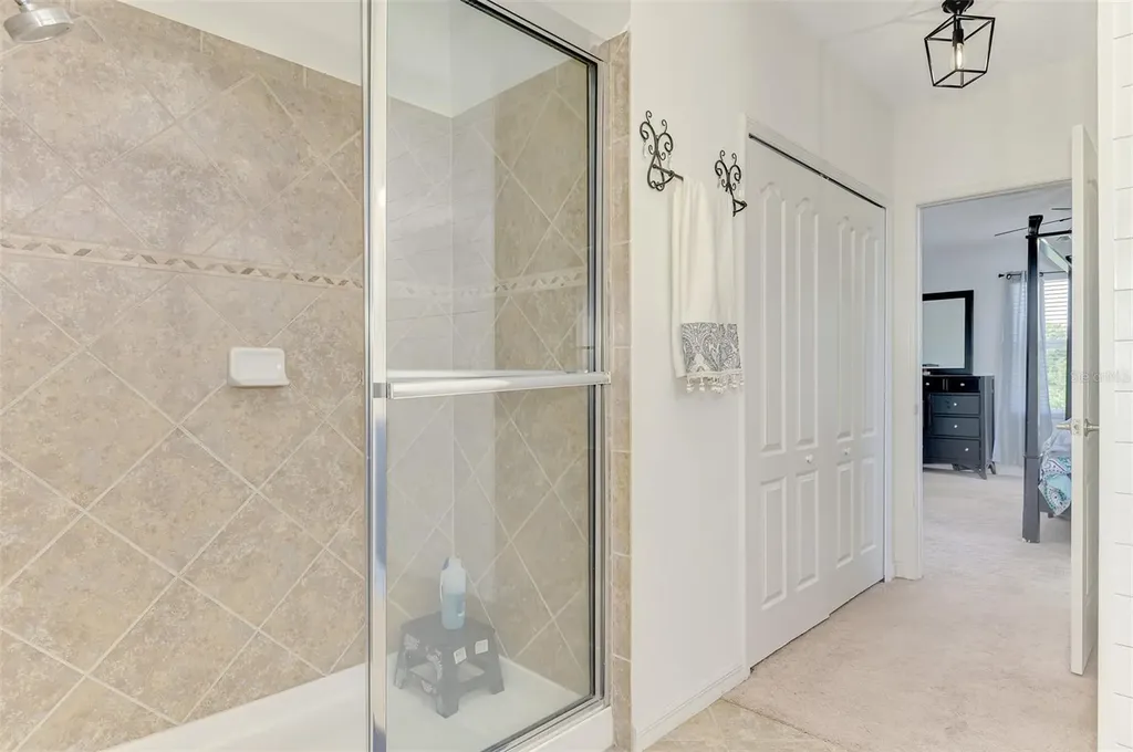 5008 Mission Park Lane Bradenton FL 34211