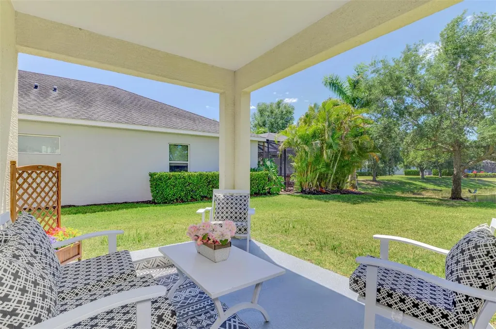 5008 Mission Park Lane Bradenton FL 34211