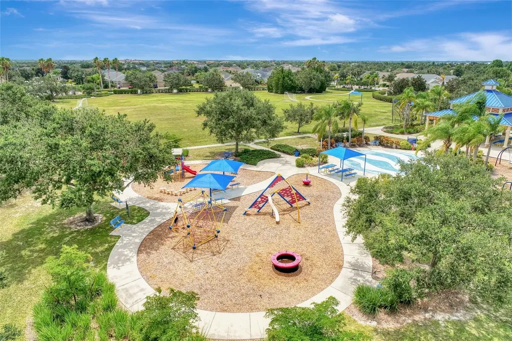5008 Mission Park Lane Bradenton FL 34211